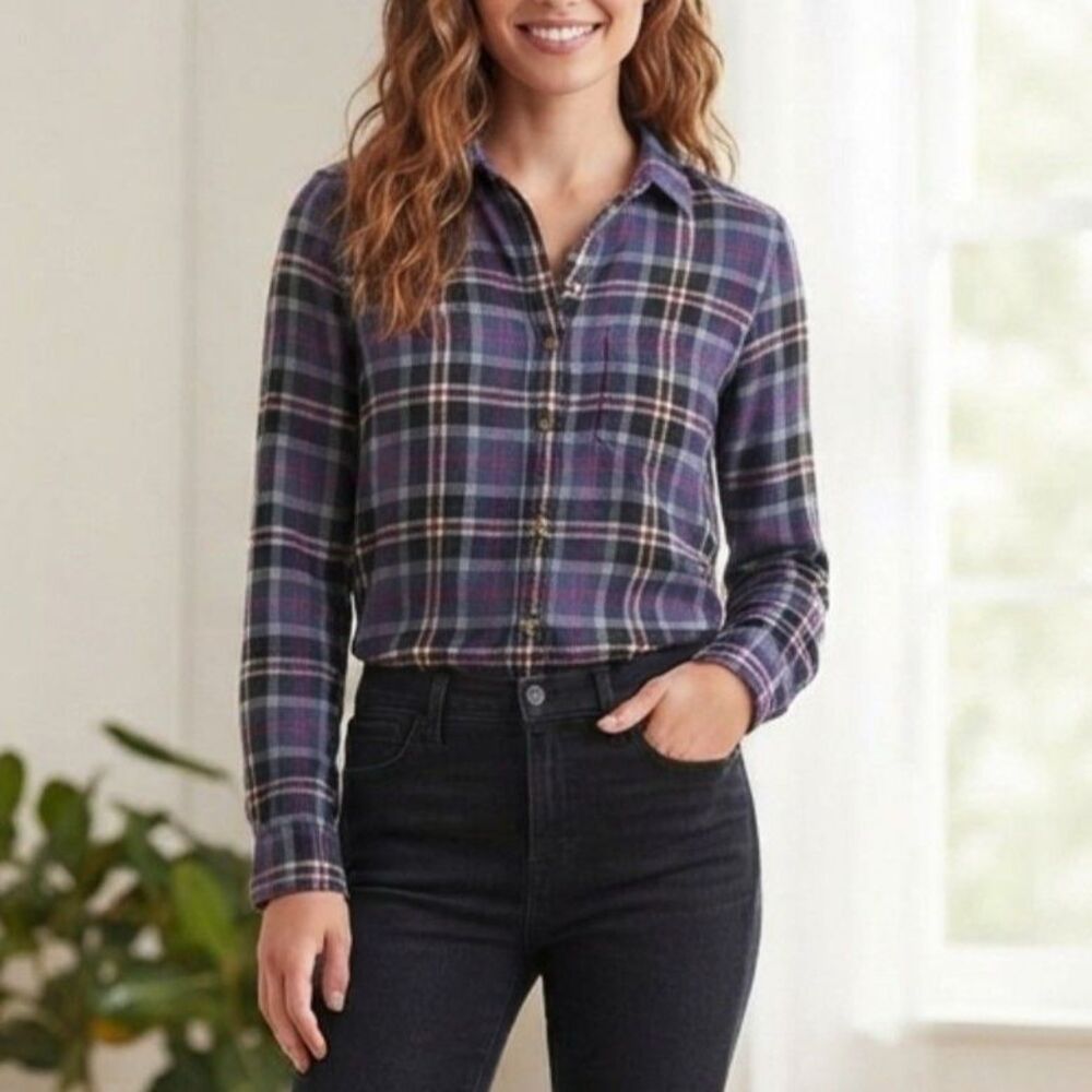 American Eagle Ahh-Mazingly Soft Flannel Shirt - Blue Plaid (Small)